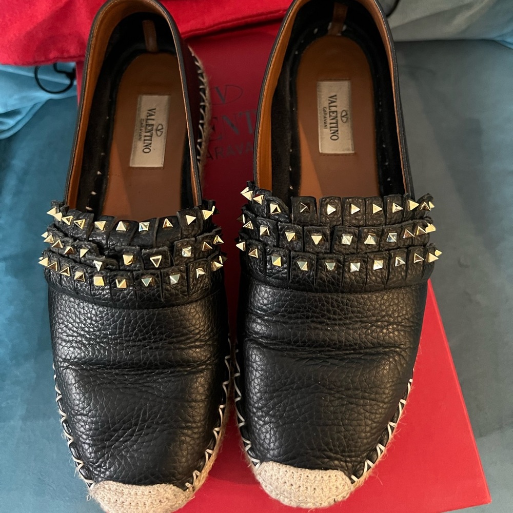 ——SOLD——Authentic Valentino studded espadrilles flat